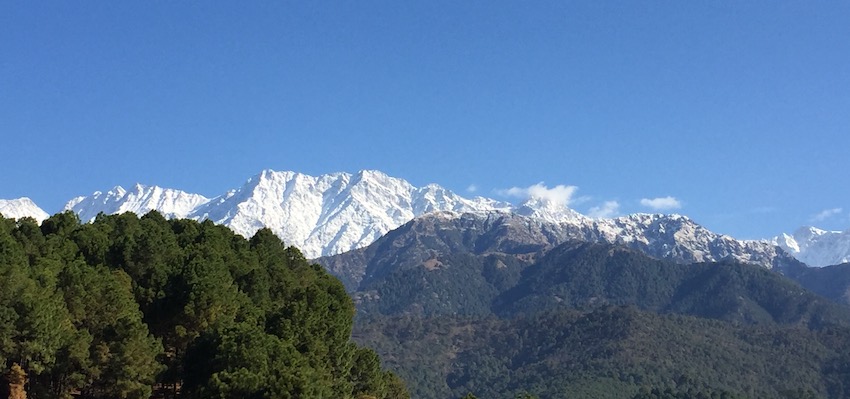 snow capped himalyas